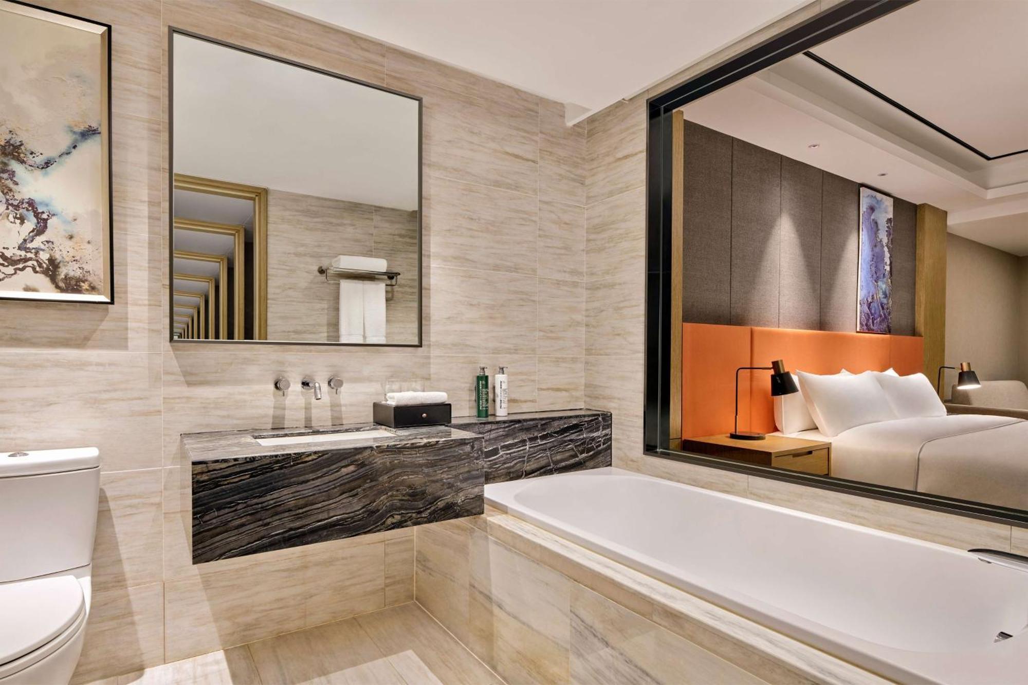 Hilton Garden Inn Wuhan Hankou Exterior foto